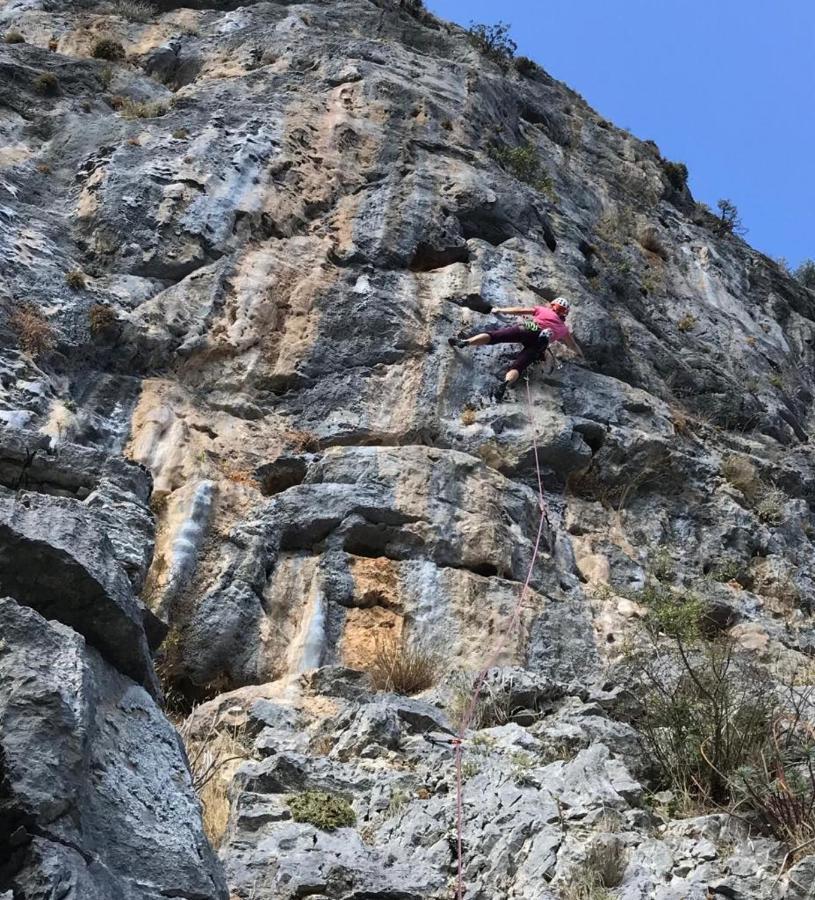 "The Stone" Apartment Agios Vlasios  Luaran gambar